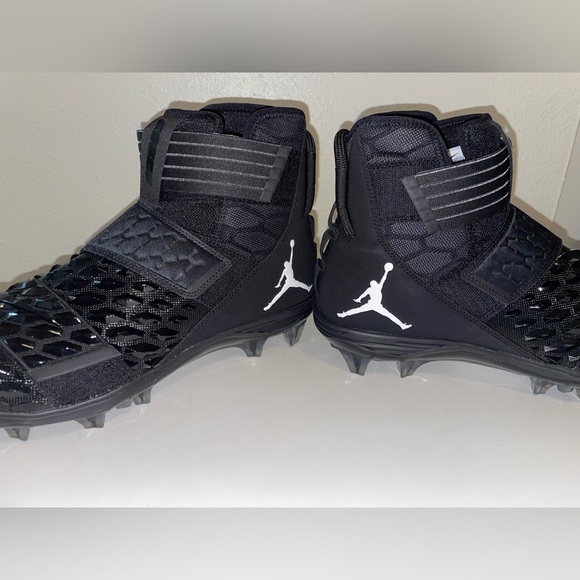 Air Jordan Force Savage Elite 2 Men's Football Cleats Black CV1665-003 - Picture 4 of 5
